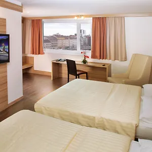 4* Szálloda Leonardo Schonbrunn