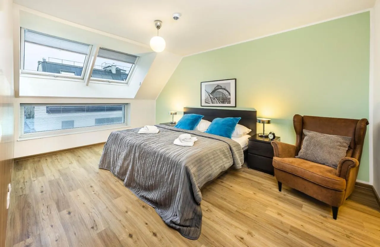 Jimmy'S Apartments Lory Wenen Aparthotel